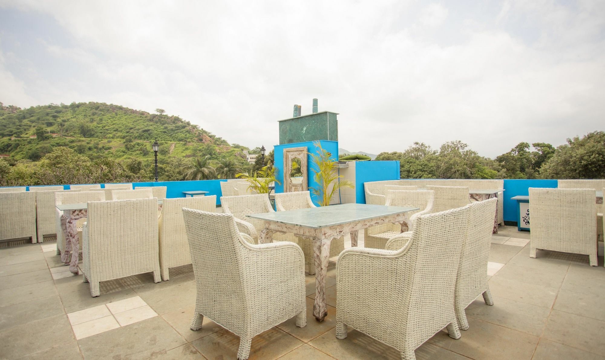 Treebo Trend Jhalamaan Lake Pichola ウダイプル エクステリア 写真